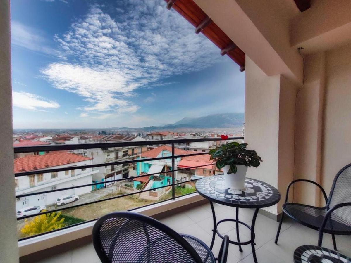 Centro Urban Suites Каламбака Екстер'єр фото