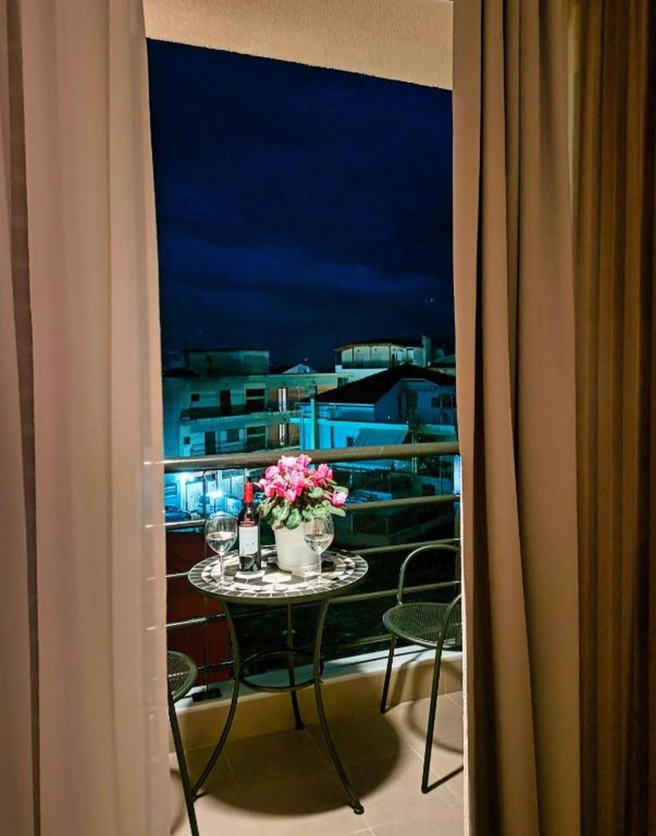 Centro Urban Suites Каламбака Номер фото